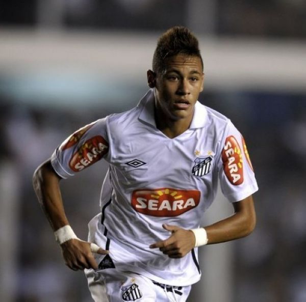 场持球挡拆 场持球挡拆